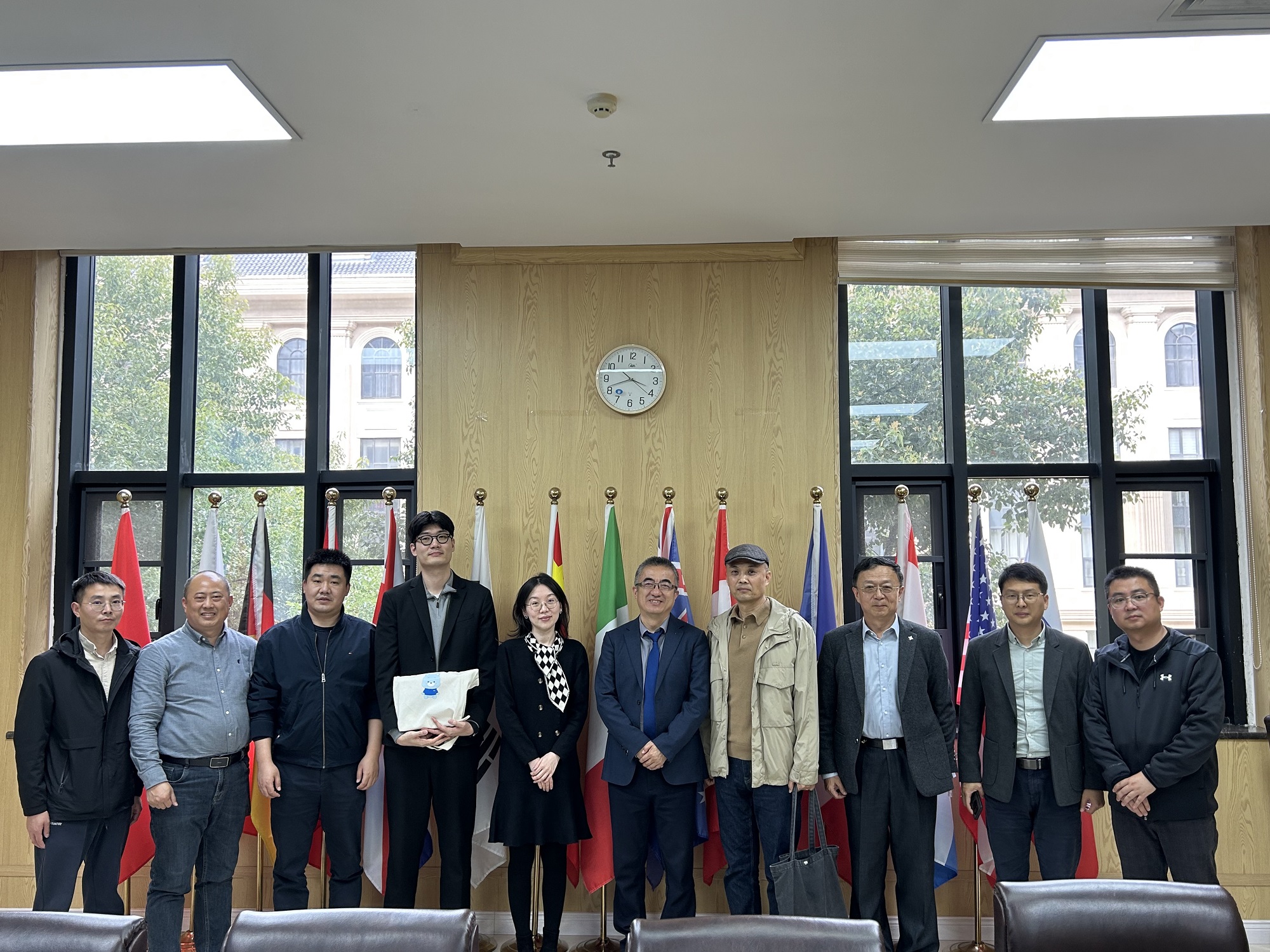 韩国国立江原大学来校交流访问